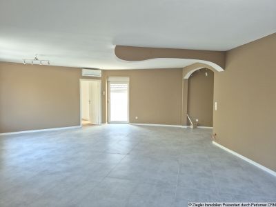 Erstbezug nach Renovierung, helle Wohnung in Sandhausen - 603912
