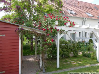 Moderne, sonnige Maisonette-Wohnung mit hübschem Garten - VERKAUFT