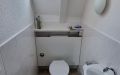 33 Gebäude 2 - DG - WG Nr 1 - WC