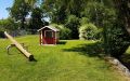 16b Hauseigener Spielplatz b