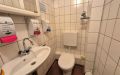 separates WC 2
