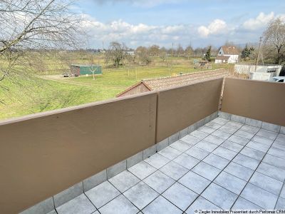 Hübsche Wohnung mit  Balkon in Feldrandlage in Edingen-Neckarhausen- 22203661