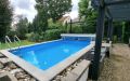 24 Schwimmbad im Garten